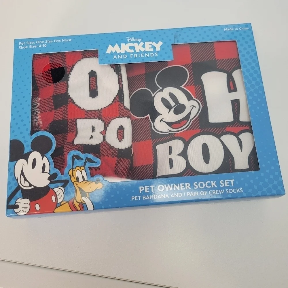 Disney pet matching set Bandana And Socks